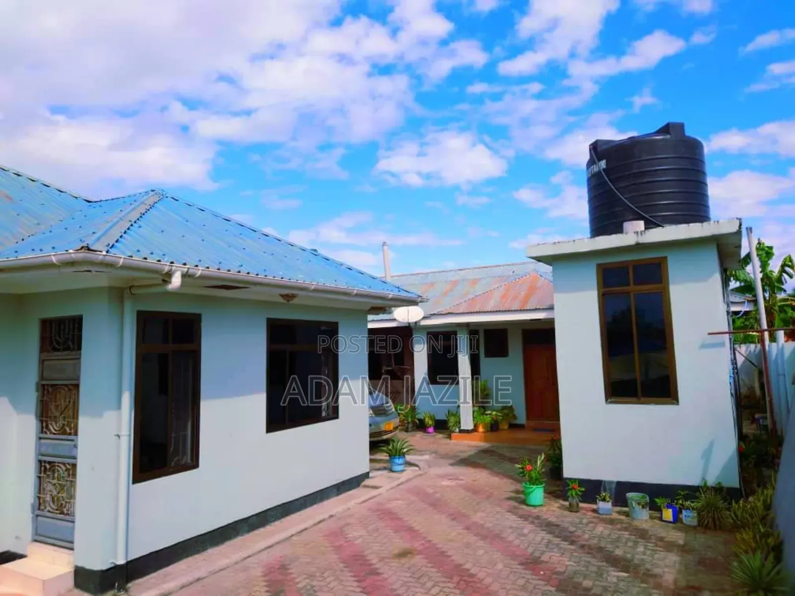 Nyumba Ya Biashara Inauzwa Bagamoyo