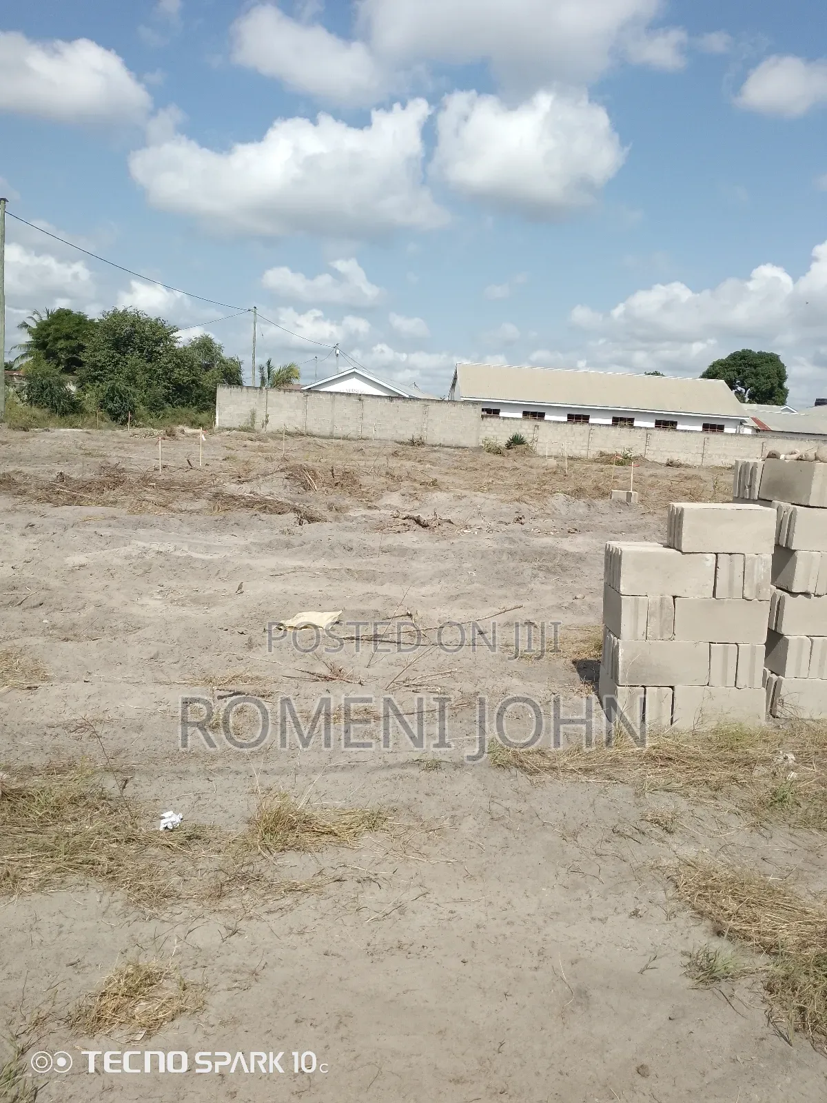 Kiwanja Kinauzwa Milioni 4 Ukonga Bombambili.