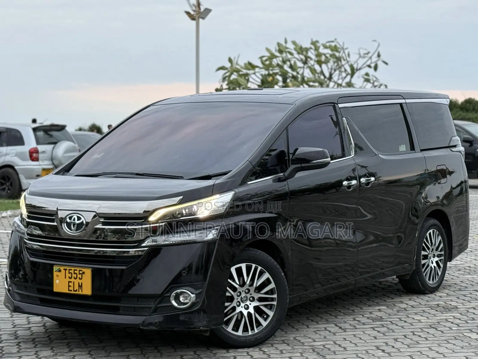 Toyota Vellfire 2015 Black