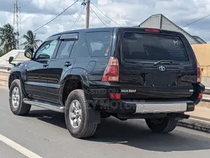 Toyota Hilux Surf 2006 Black