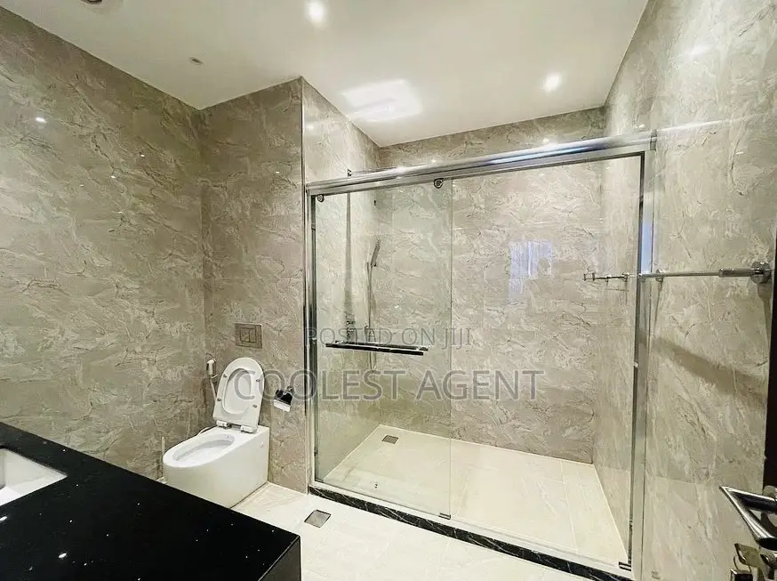 Furnished 1bdrm Apartment in Coolest Estate, Masaki for rent
