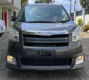 Toyota Noah 2008 Gray