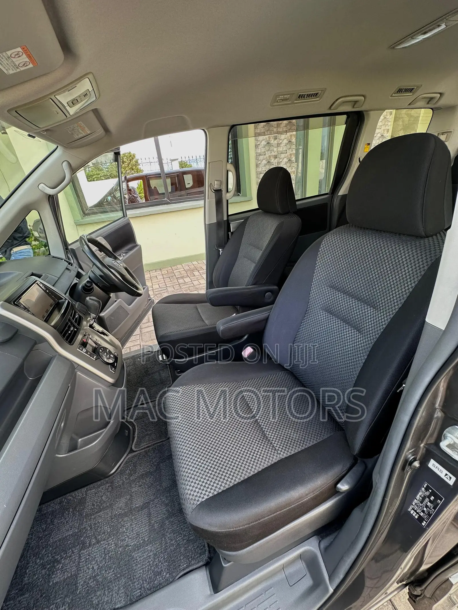 Toyota Noah 2008 Gray