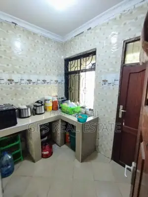 6bdrm House in Kivule Frem Kumi, Ilala for sale
