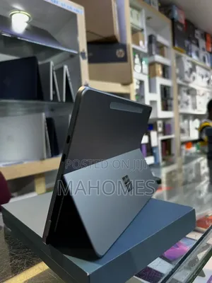 New Laptop Microsoft 16GB Qualcomm Snapdragon X Plus SSD 512GB