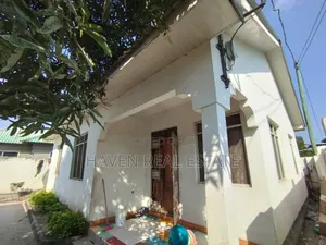 4bdrm House in Ukonga for sale