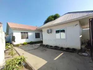 4bdrm House in Ukonga for sale