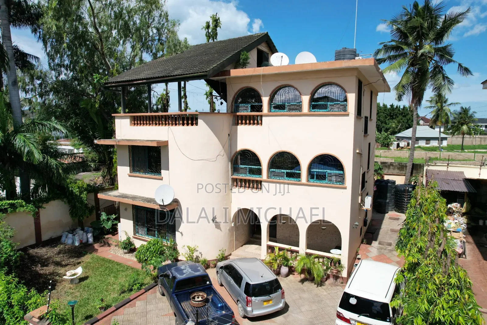 5bdrm Bungalow in Msasani Beach for rent