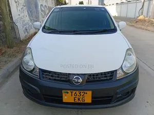 Nissan Advan 2016 White