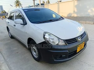 Nissan Advan 2016 White