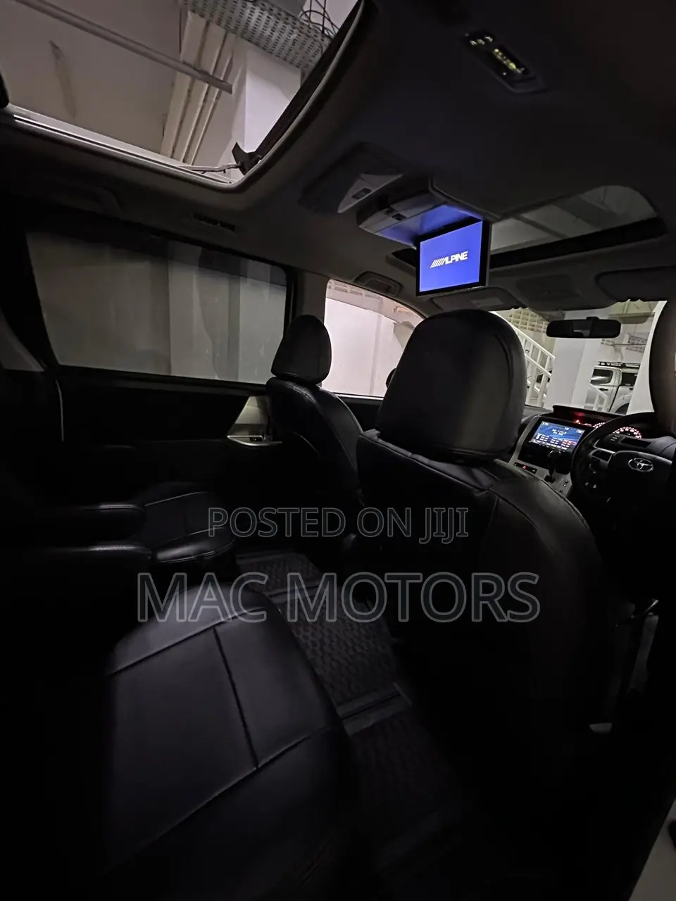 Toyota Voxy 2012 White