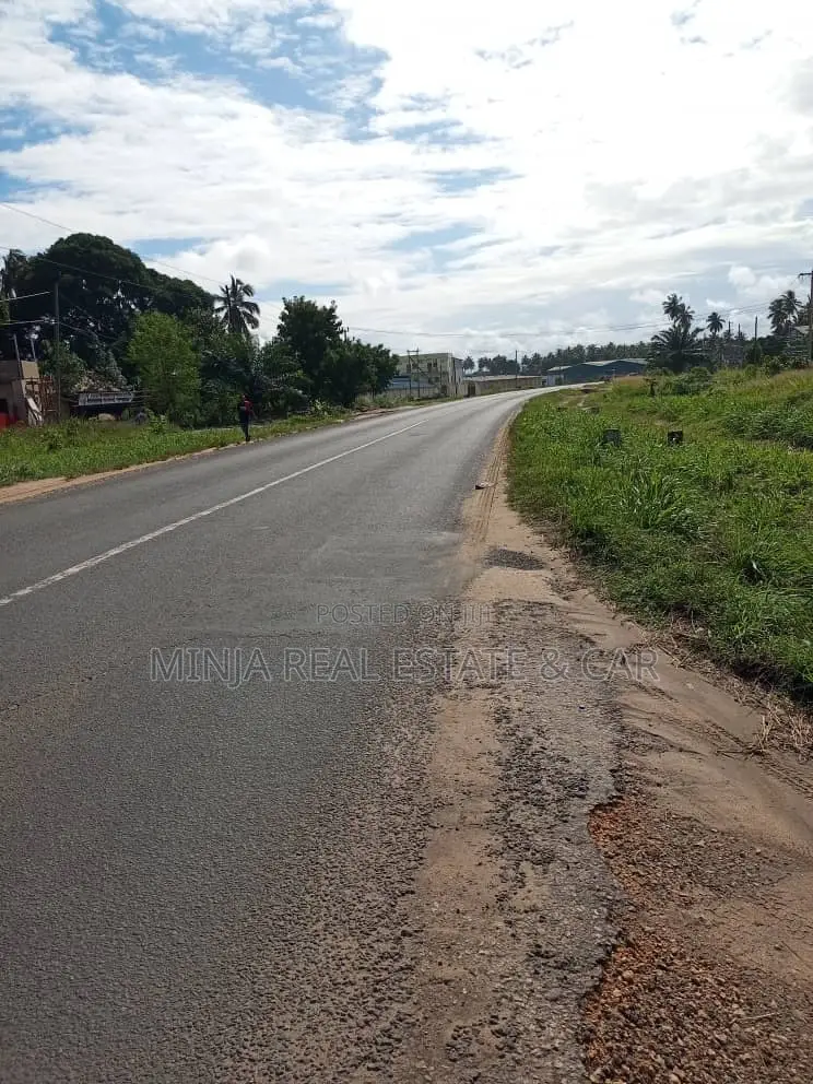 Industrial Plot for Sale Mwanambaya Mkuranga Mtungi Wa Maji