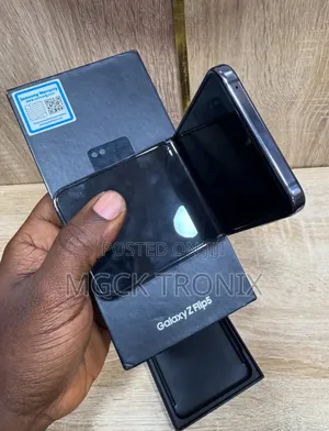New Samsung Galaxy Z Flip 5 512 GB Black