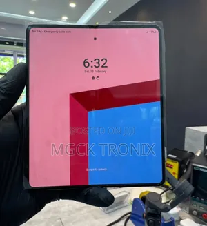 New Samsung Galaxy Z Fold4 256 GB Purple