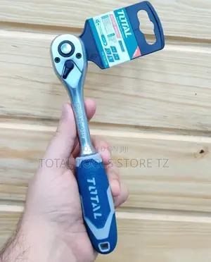 Total Ratchet Wrench 33⁄8