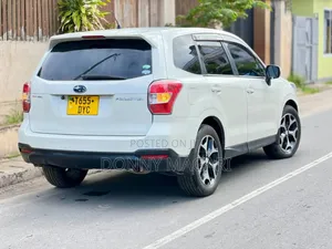 Subaru Forester 2012 White