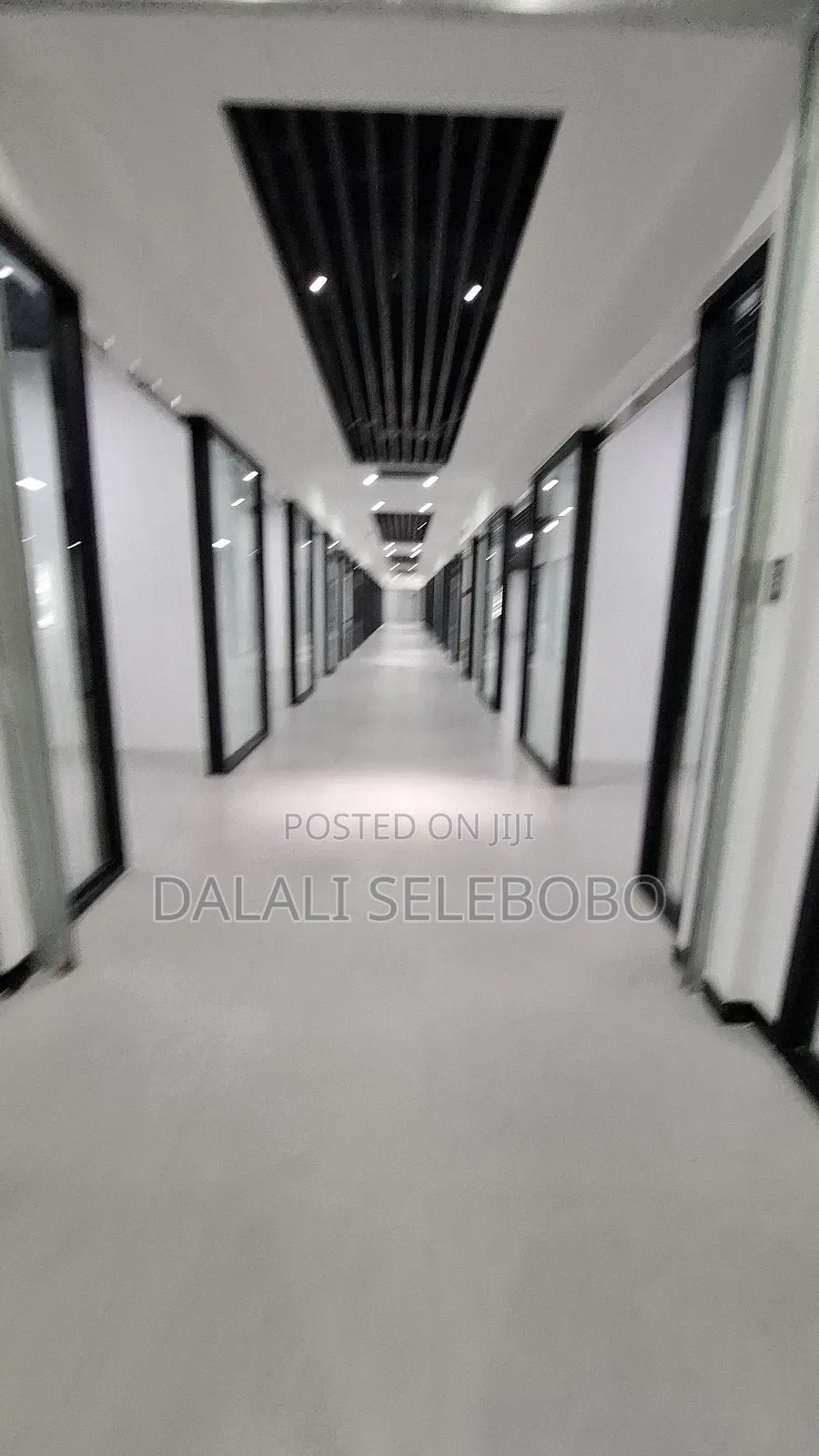 Big Mall Supermarket Area Square 700 Available