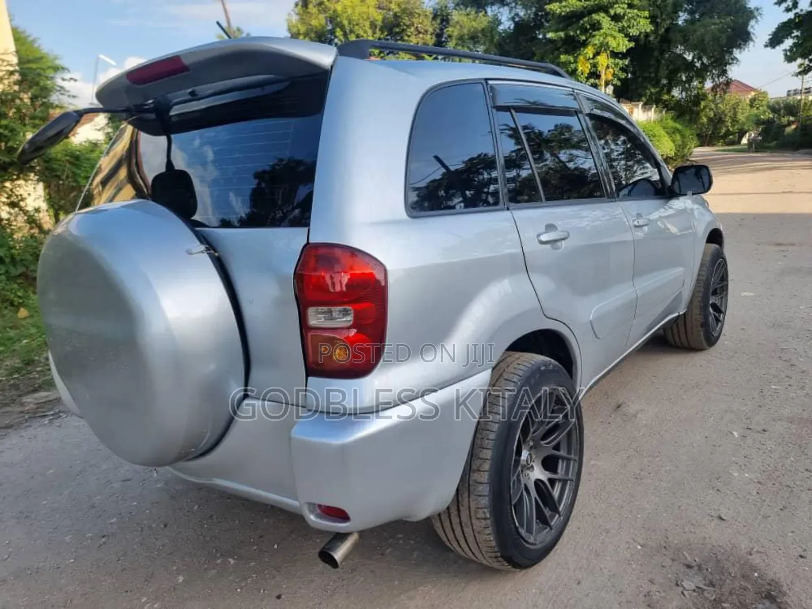 Toyota RAV4 1.8 2005 Silver