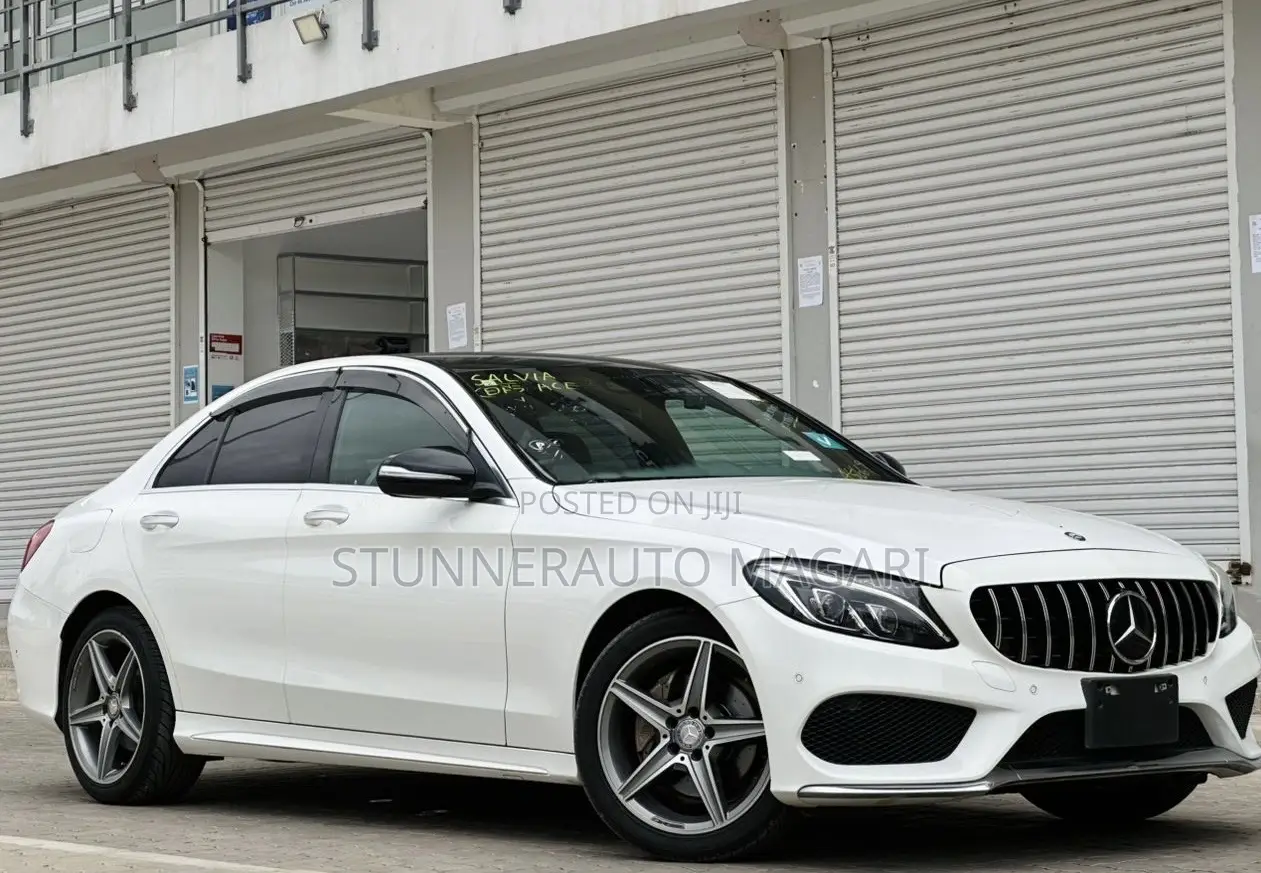 Mercedes-Benz C200 2014 White