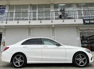 Mercedes-Benz C200 2014 White