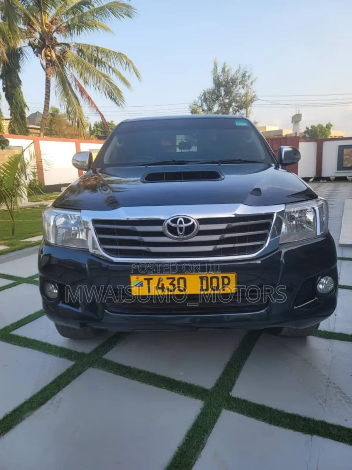 Toyota Hilux 2013 Gray