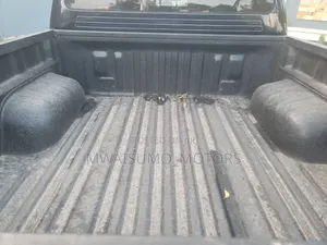 Toyota Hilux 2013 Gray