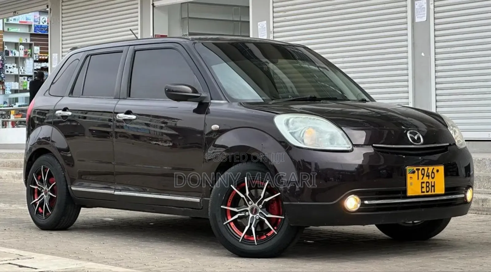Mazda Verisa 2010
