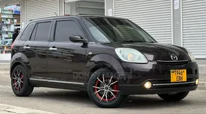 Mazda Verisa 2010