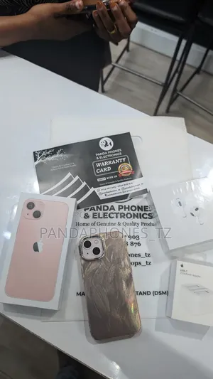 New Apple iPhone 13 128 GB Pink