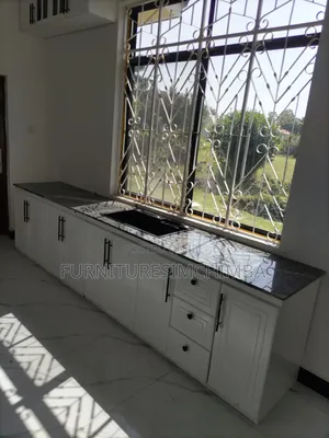 White Kitchen Cabinets