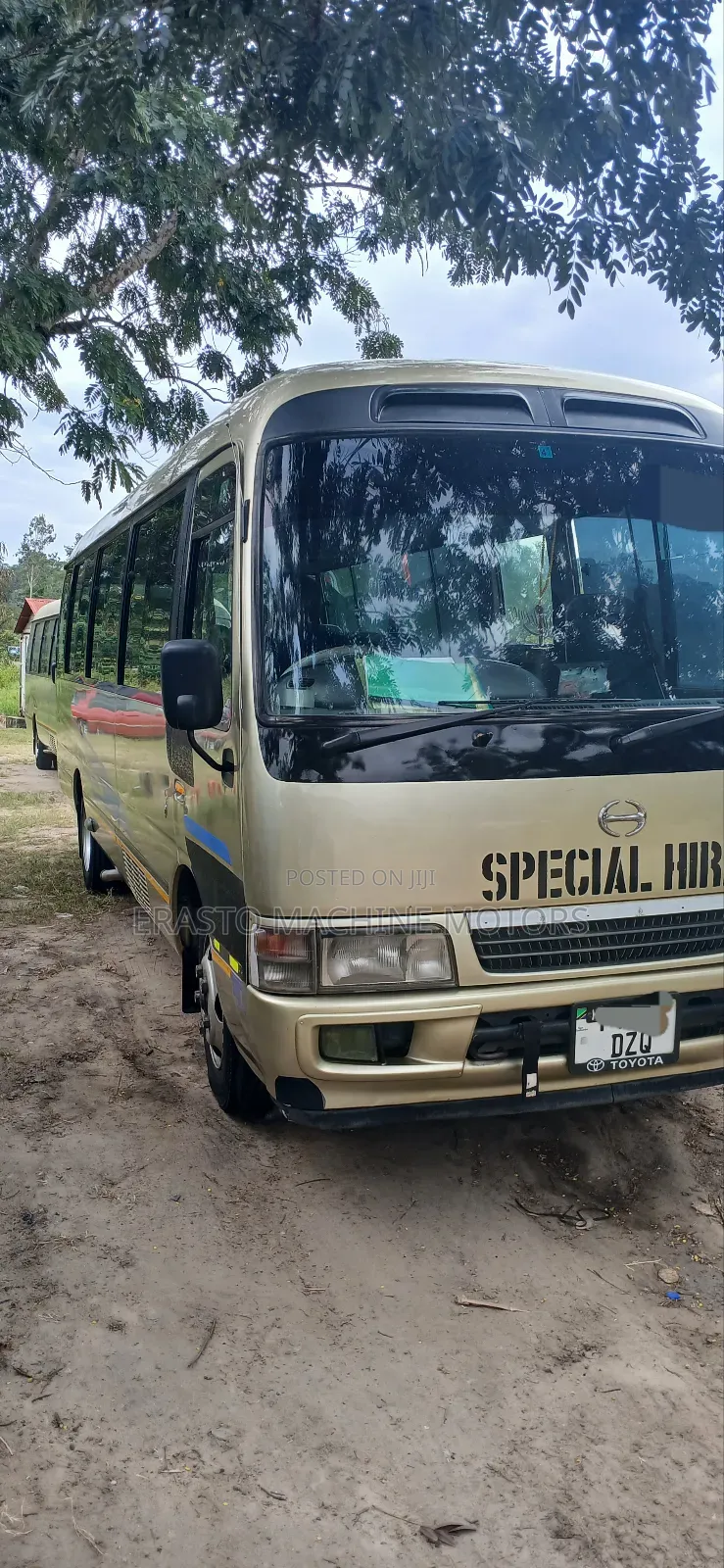 Toyota Coaster 2004 Gold