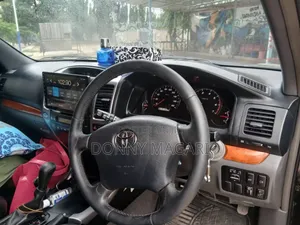 Toyota Land Cruiser Prado 2005 Black