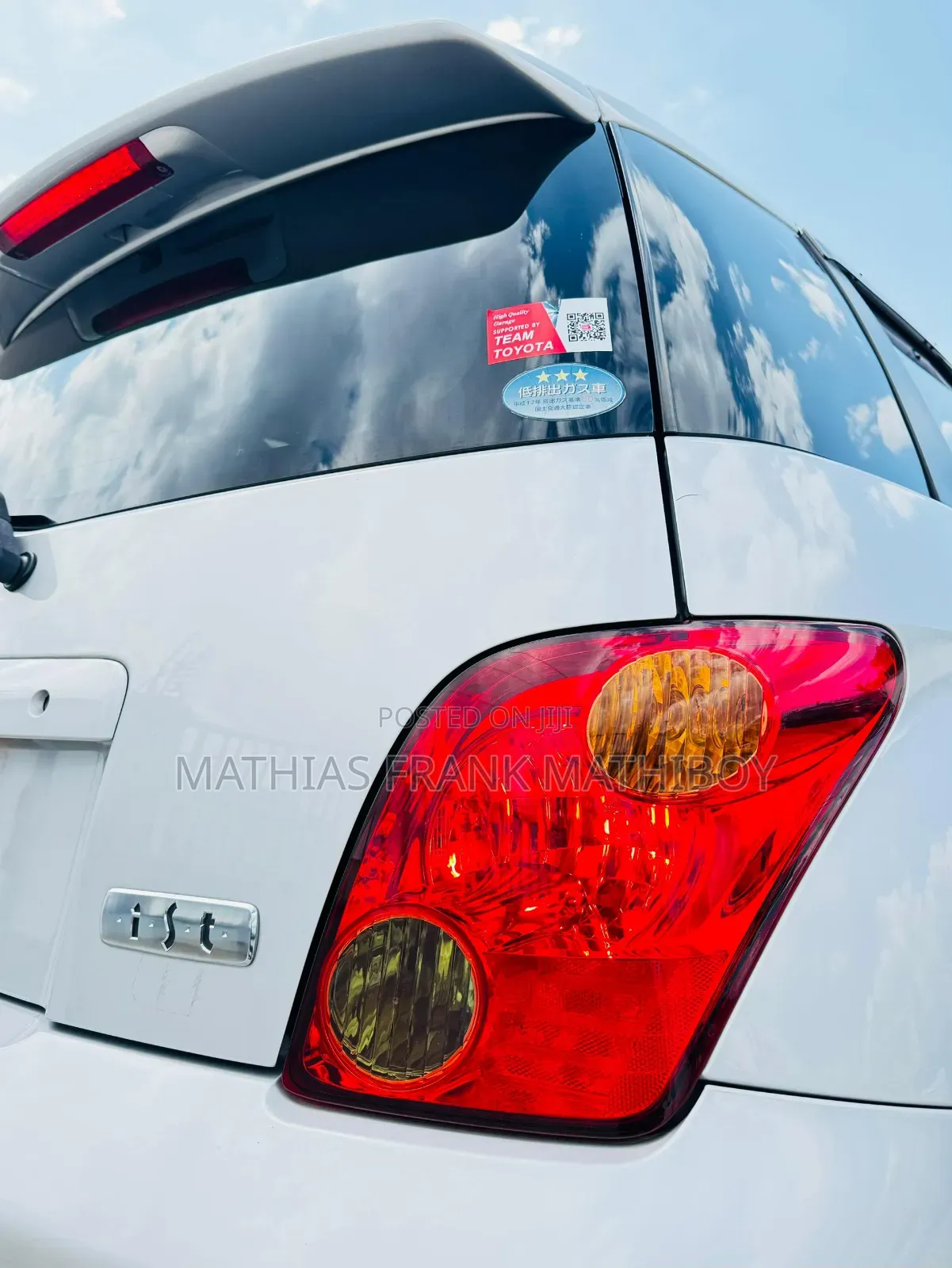 Toyota IST 2004 Silver