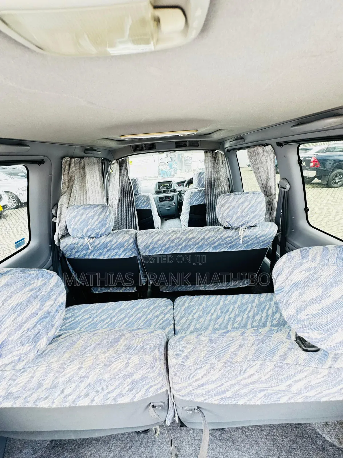Toyota Noah 2001 Silver