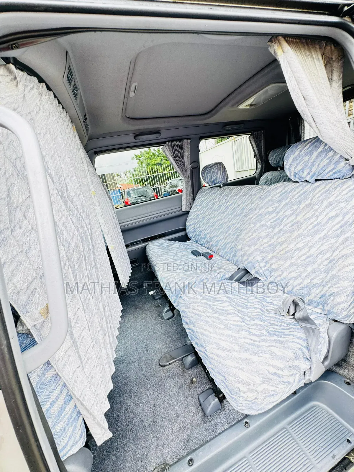 Toyota Noah 2001 Silver
