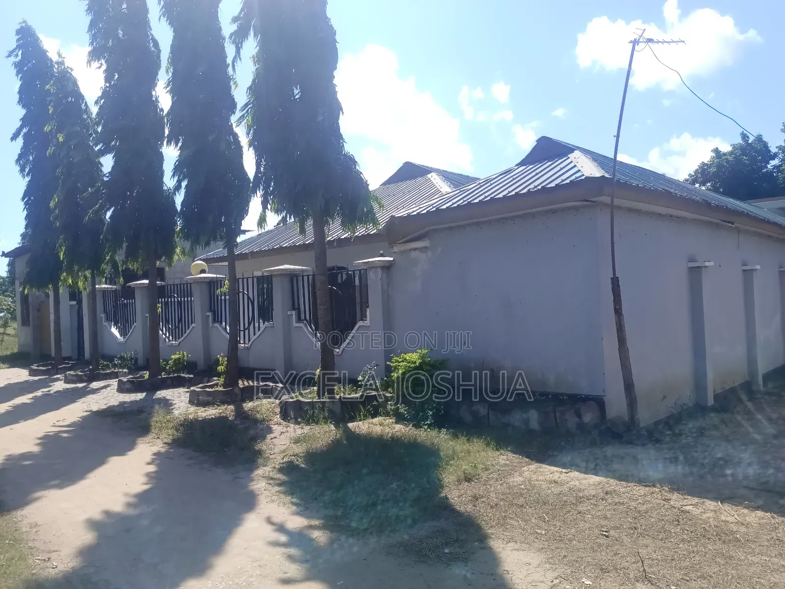 9bdrm House in Excela Joshua, Mtwara Urban for sale