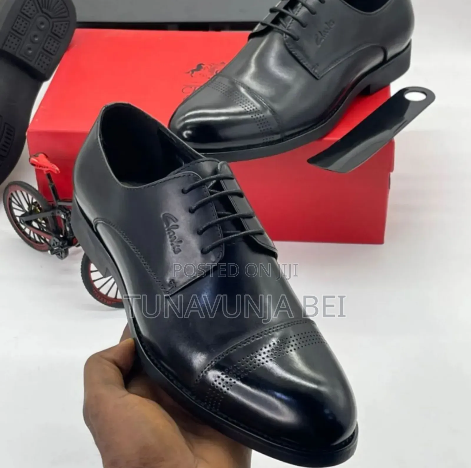 Cracks Mocaaa Classic Shoes 