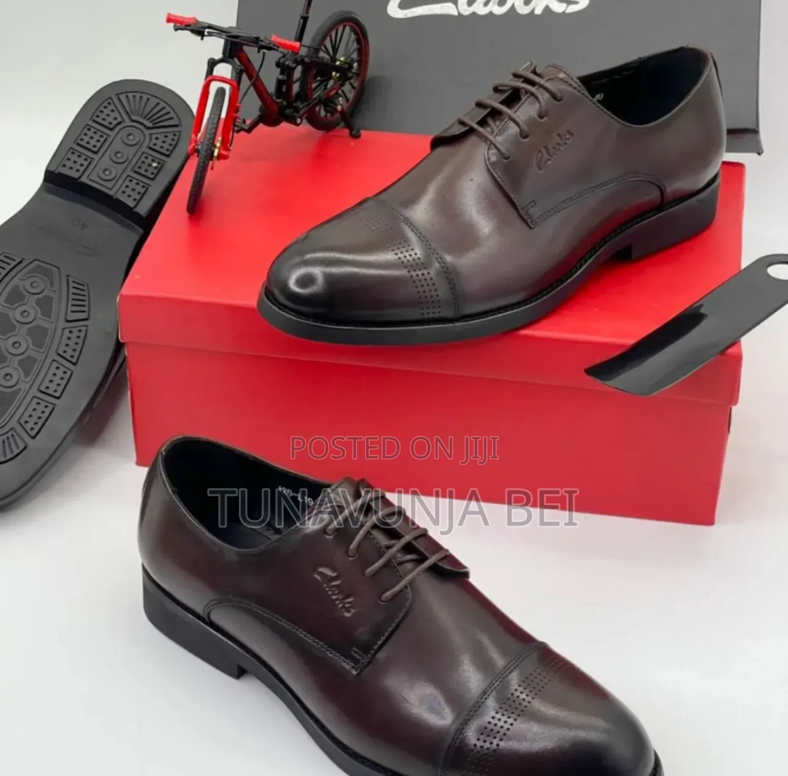 Cracks Mocaaa Classic Shoes 