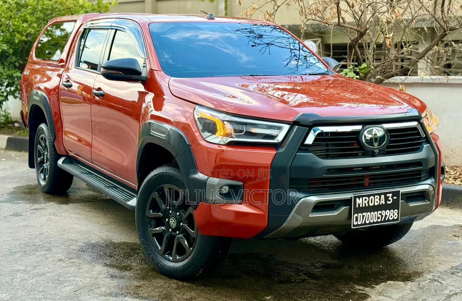Toyota Hilux 2022 Orange