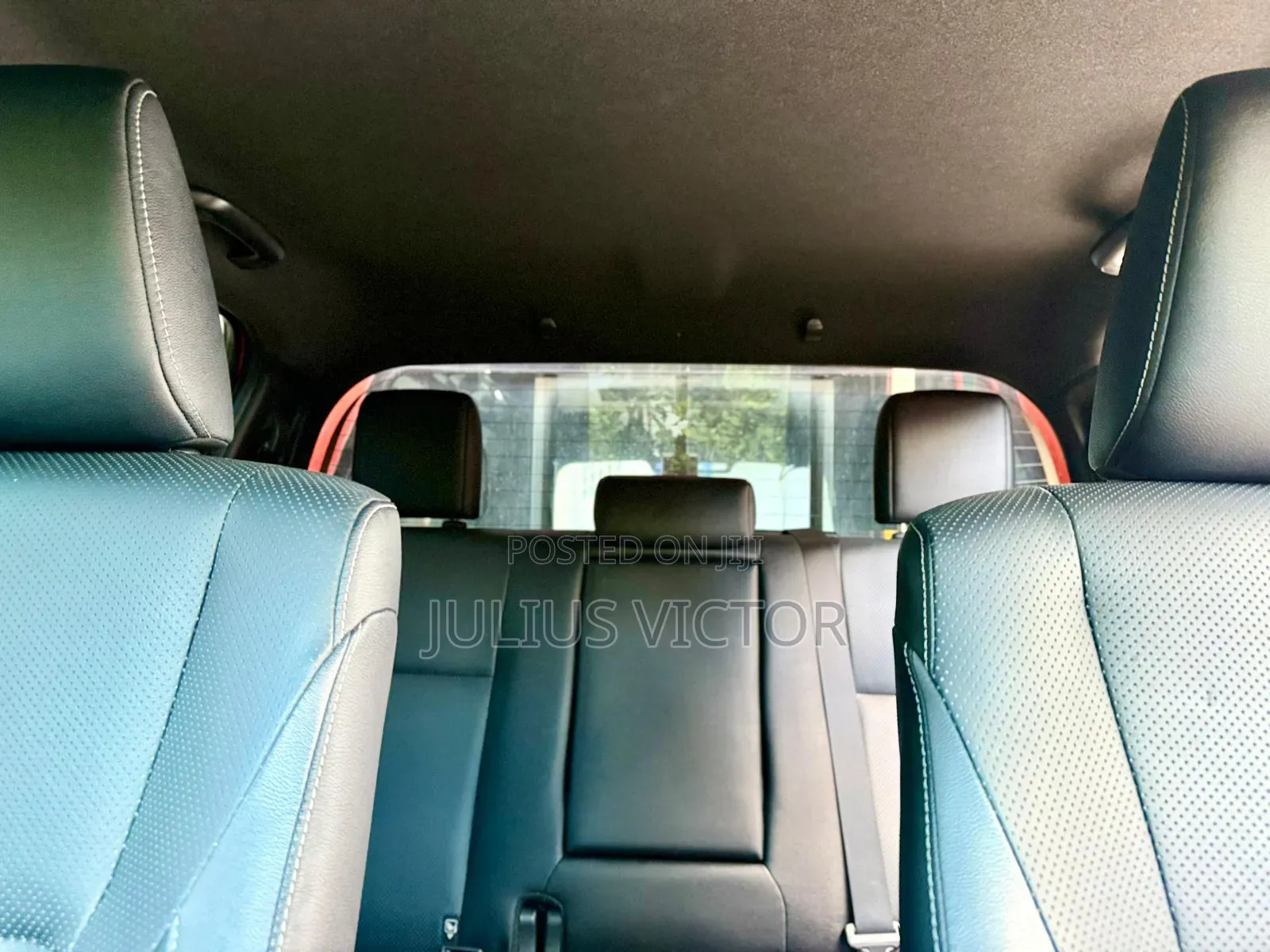 Toyota Hilux 2022 Orange
