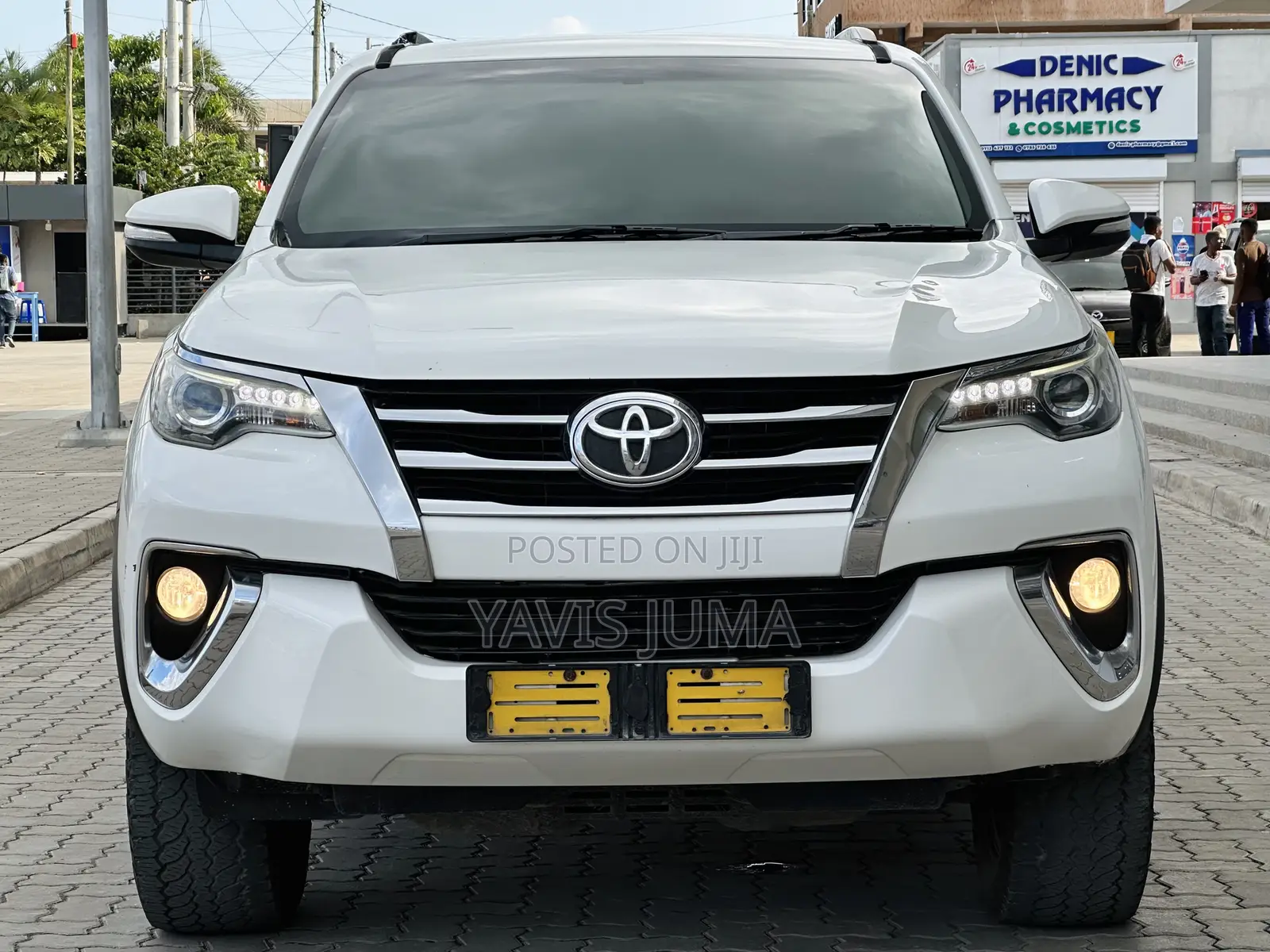 Toyota Fortuner 2017 White