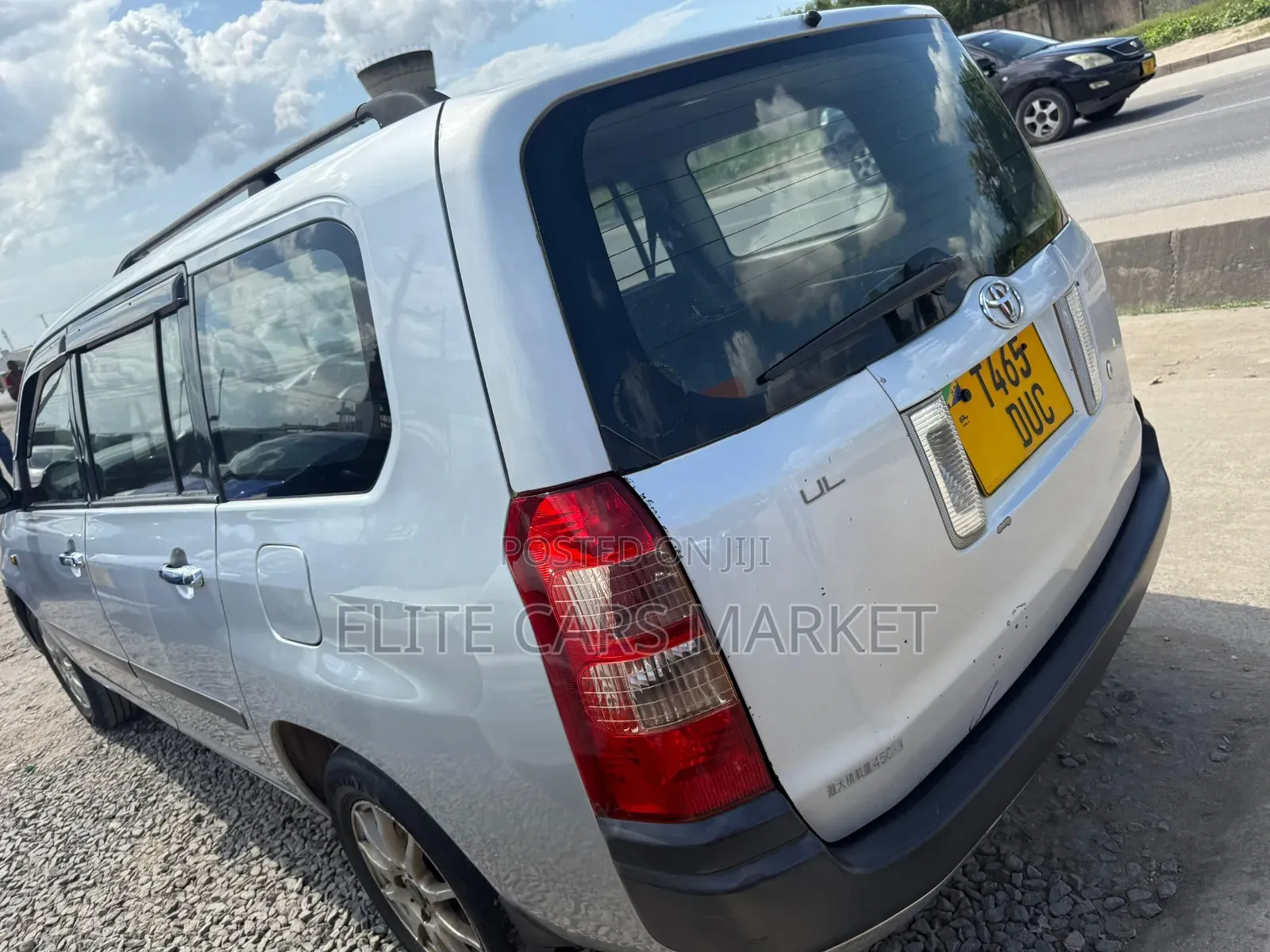 Toyota Succeed 2008 Silver