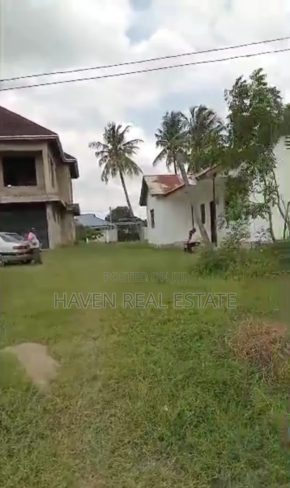 Plot Inauzwa Bahari Beach