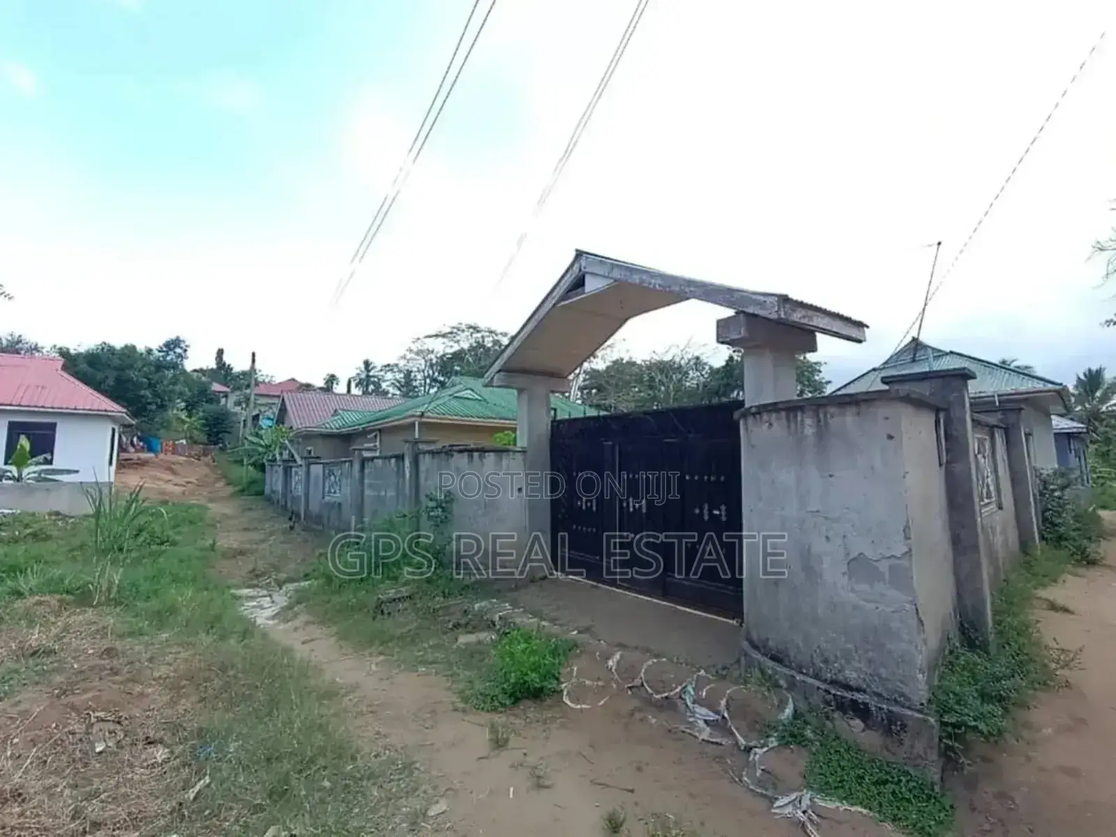 3bdrm House in Mpigi Magoe, Kinondoni for sale