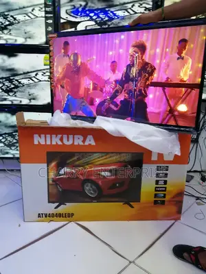 NIKURA Tv 40 Inches