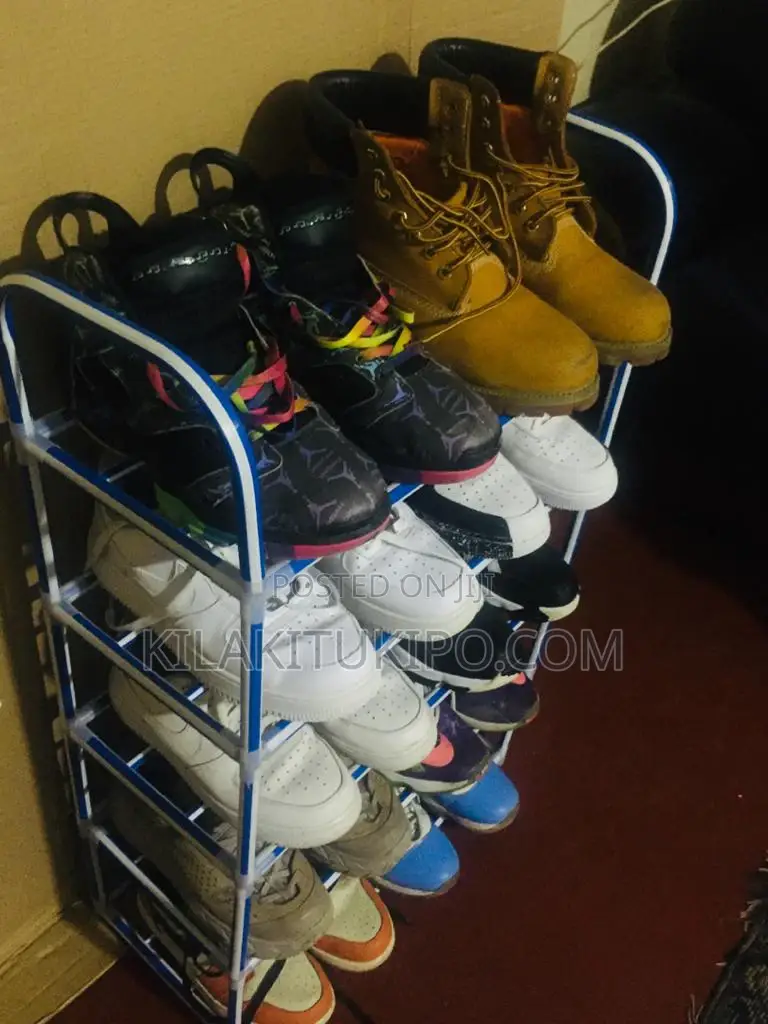 Strong Shoe Racks
