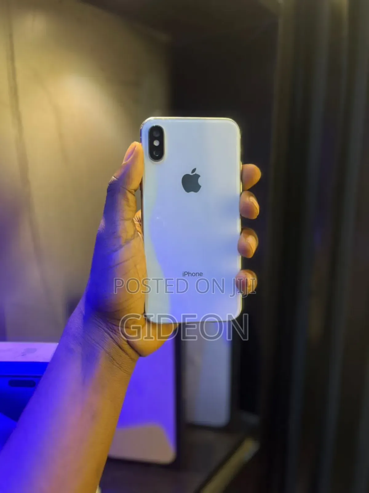 Apple iPhone X 64 GB White