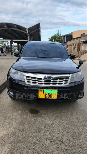 Subaru Forester 2012 Black