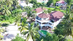 8bdrm House in Mbezi Beach for rent
