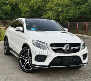 Mercedes-Benz GLE-Class 2018 White